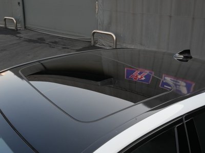 2022 BMW 5 SERIES — миниатюра 11