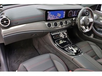2019 Mercedes-BENZ E-CLASS thumbnail 7