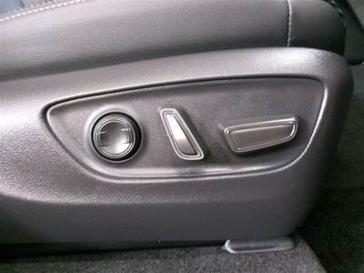 TOYOTA LAND CRUISER 250 - 7