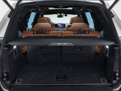 2026 BMW X7 — миниатюра 11