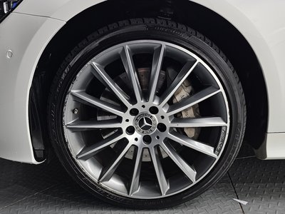 MERCEDES-BENZ E-CLASS - 6