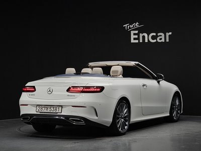 MERCEDES-BENZ E-CLASS - 4