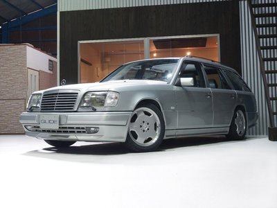 MERCEDES-BENZ E-CLASS WAGON