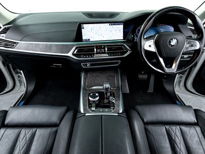 BMW X7 - 8