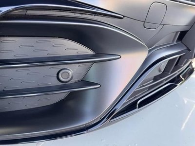2025 Mercedes-BENZ GLC — миниатюра 37