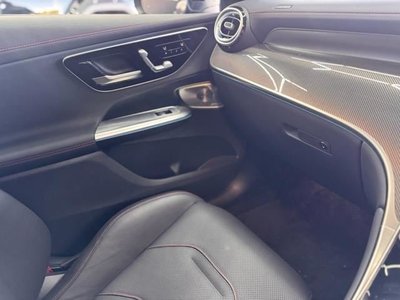 2025 Mercedes-BENZ GLC — миниатюра 12