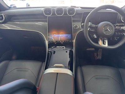 2025 Mercedes-BENZ GLC photo 5