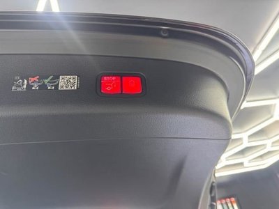 2025 Mercedes-BENZ GLC — миниатюра 24