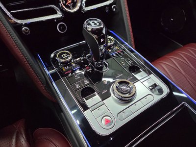 2021 Bentley FLYING SPUR — фото 9