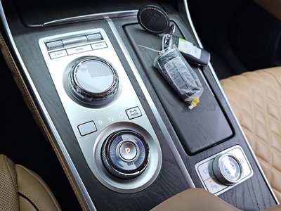 2023 Genesis GV80 photo 9