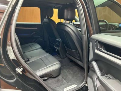 صورة 8 لـ 2024 Porsche CAYENNE