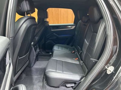 صورة مصغرة 46 لـ 2024 Porsche CAYENNE