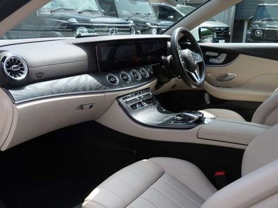 MERCEDES-BENZ E-CLASS - 4