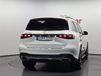 MERCEDES-BENZ GLS - 4