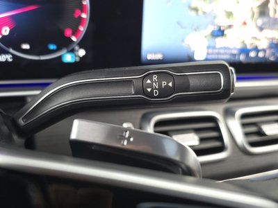 MERCEDES-BENZ GLS - 9