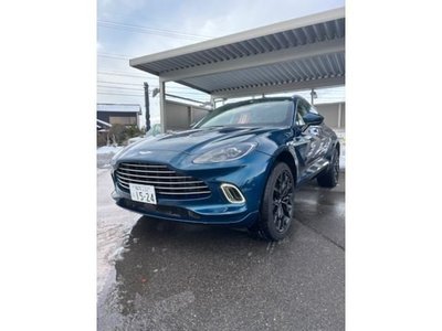 ASTON MARTIN DBX - 10