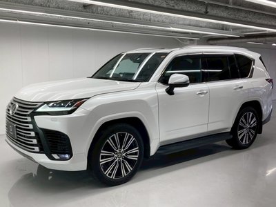 LEXUS LX