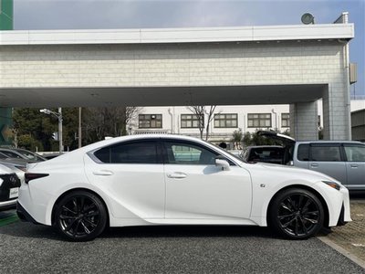 LEXUS IS - 5