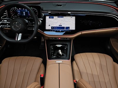 MERCEDES-BENZ E-CLASS - 5