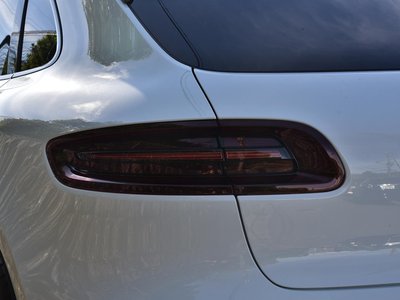 2016 Porsche MACAN 缩略图 13