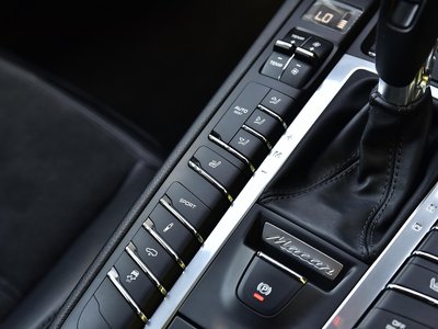 2016 Porsche MACAN 缩略图 43