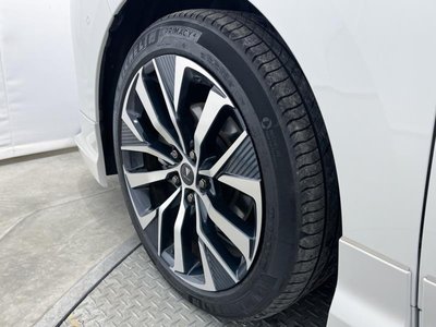 TOYOTA VELLFIRE - 9