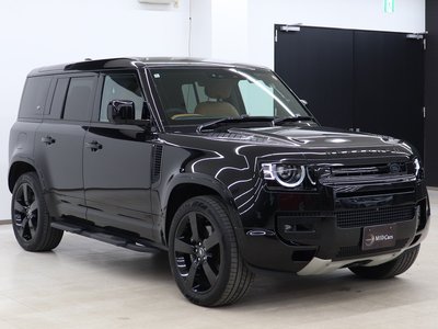 LAND ROVER DEFENDER - 10