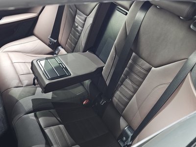 2022 BMW I4 缩略图 33