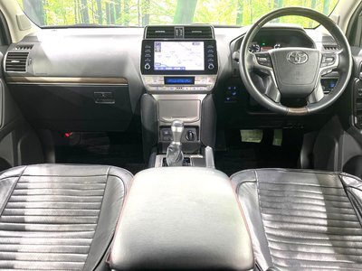 TOYOTA LAND CRUISER - 2