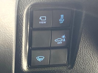 TOYOTA LAND CRUISER - 7