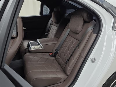 صورة مصغرة 18 لـ 2023 BMW 7 SERIES