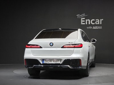 صورة 4 لـ 2023 BMW 7 SERIES