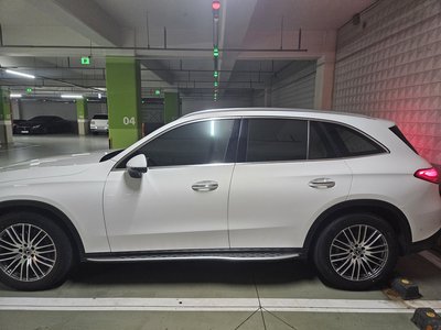 2023 Mercedes-BENZ GLC photo 6