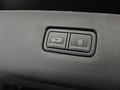 2023 Genesis GV80 thumbnail 33
