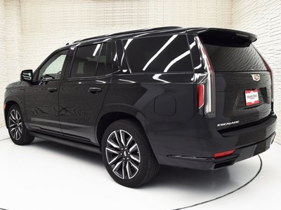 CADILLAC ESCALADE - 2