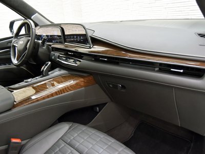 CADILLAC ESCALADE - 10