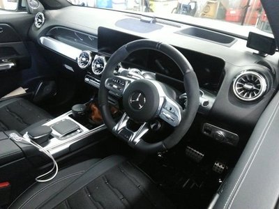 MERCEDES-BENZ GLB - 3