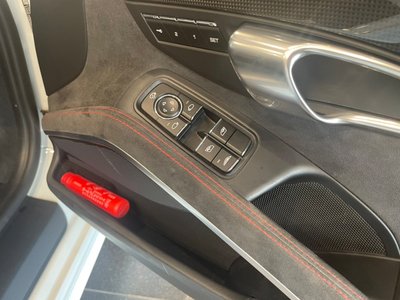 2018 Porsche 911 — миниатюра 32