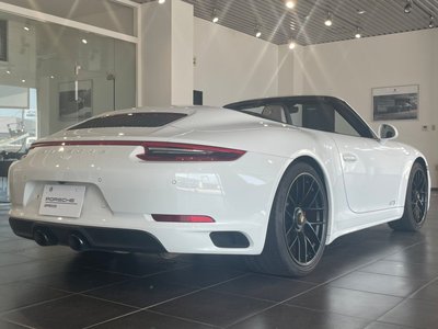 2018 Porsche 911 — миниатюра 11