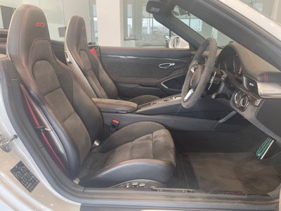 2018 Porsche 911 — миниатюра 26