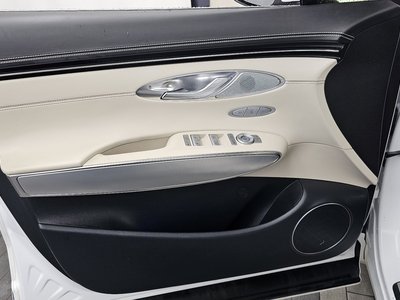 2021 Genesis GV70 thumbnail 14