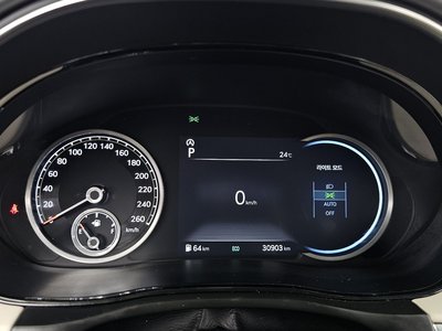 2021 Genesis GV70 thumbnail 11