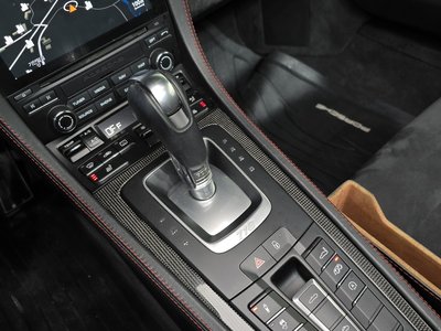 PORSCHE 718 BOXSTER - 9