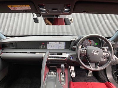 صورة مصغرة 16 لـ 2017 Lexus LC