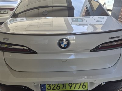 BMW I7 - 3