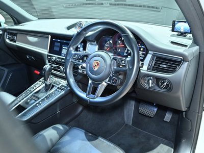 صورة مصغرة 36 لـ 2019 Porsche MACAN