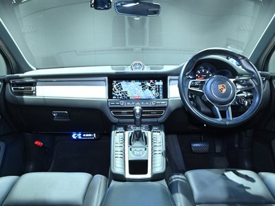 صورة مصغرة 21 لـ 2019 Porsche MACAN
