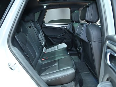 صورة مصغرة 20 لـ 2019 Porsche MACAN