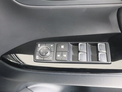2016 Lexus LX — миниатюра 29