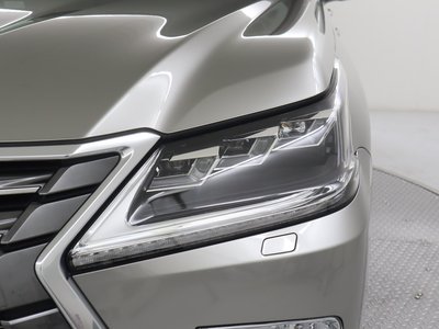 2016 Lexus LX — миниатюра 37